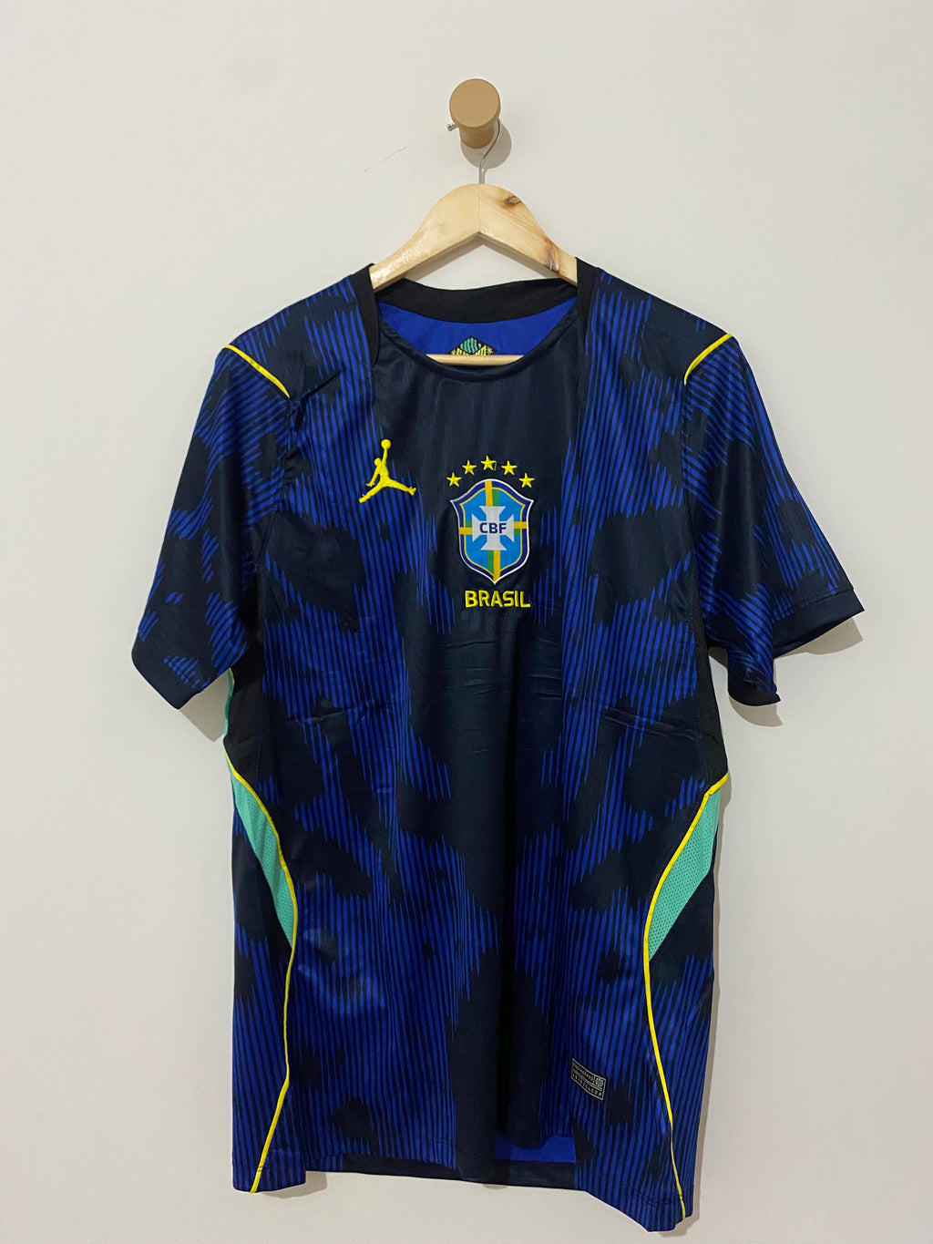 Camisa Futebol Brasil Copa do Mundo 2026 II Torcedor Azul Masculina [PRONTA ENTREGA]